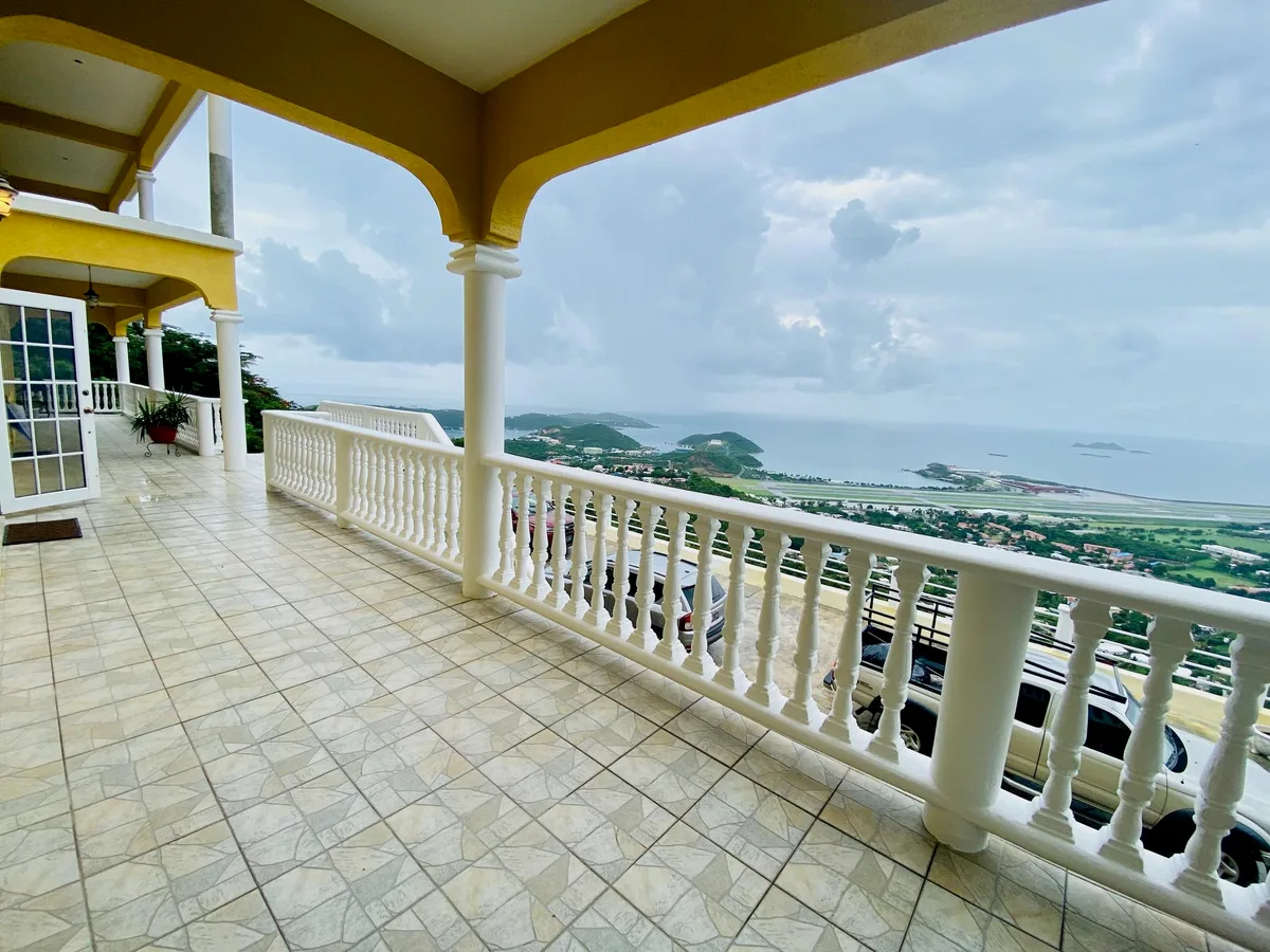 136 Contant SS — For rent