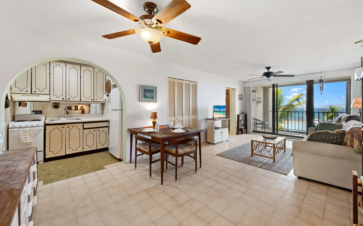 267 Smith Bay EE — For sale