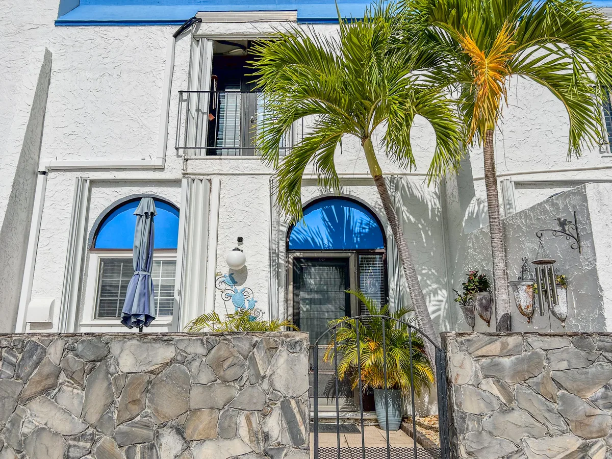 23-D Hermon Hill CO — For sale