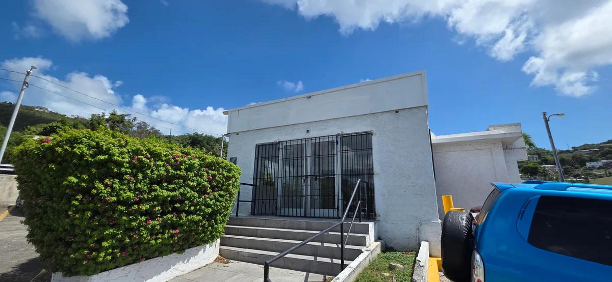 6L Suite 5 Thomas NEW — For rent